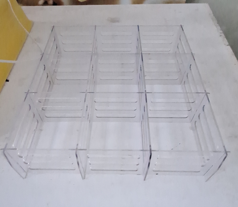 imagem Divisória Chocadeira J-80